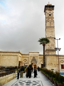 26-Aleppo-al-Jāmiʿ al-Kabīr, minaret reduced to rubble